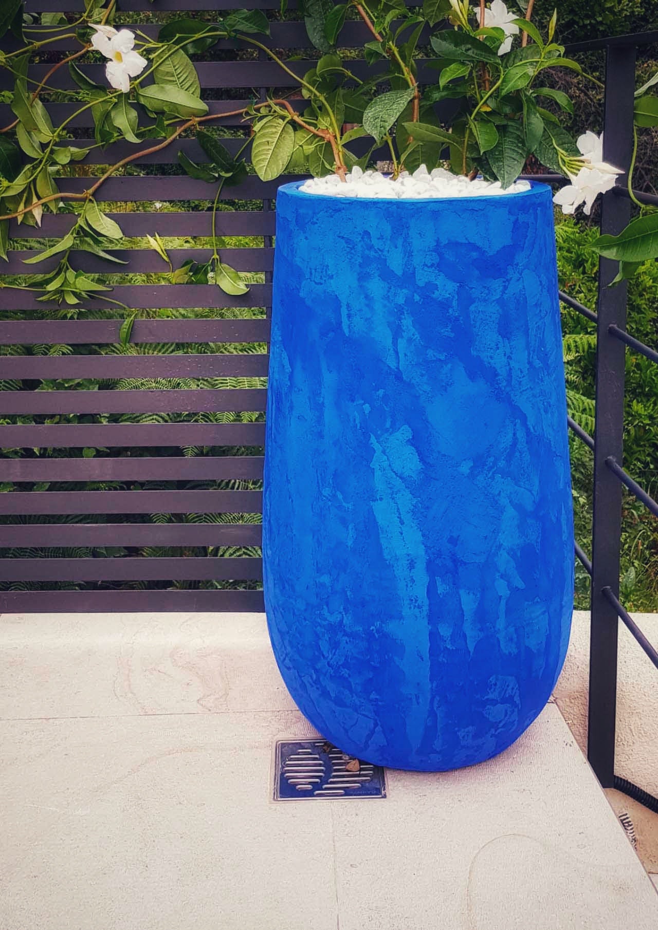 Artigianato artistico di Mentone: vasi in cemento XXL su misura