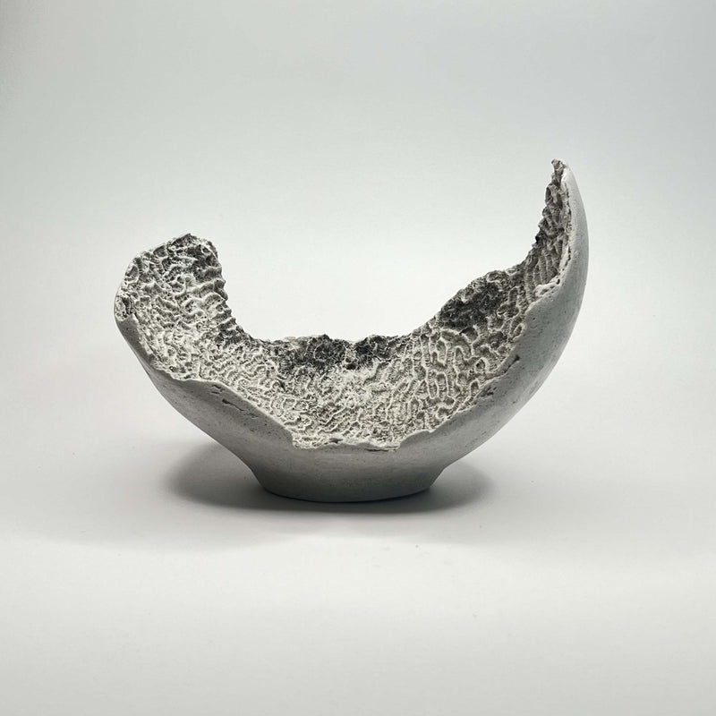 Vassoio Niseko con texture interna particolare in cemento