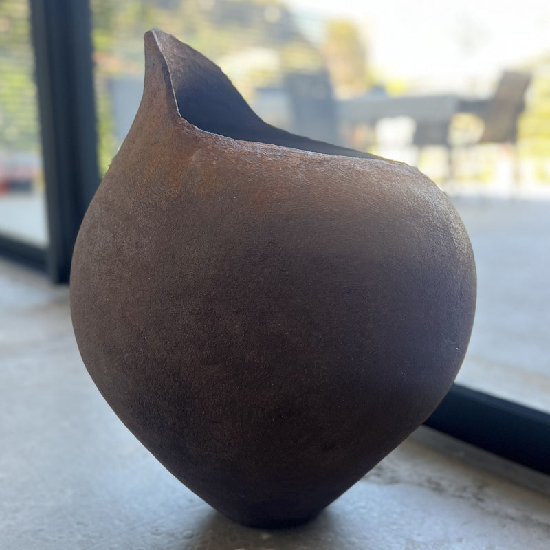 Vaso decorativo Doyo stile minimalista (terra su richiesta)