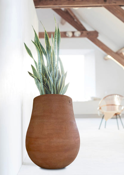 Vaso su misura in cemento per terrazze di lusso a Monaco