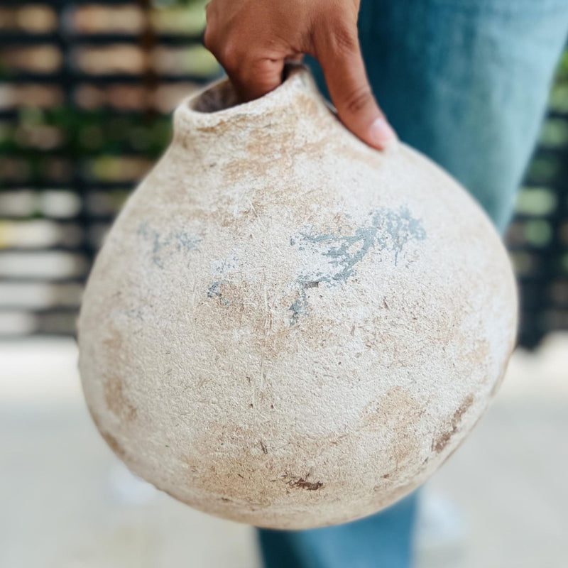 Giara decorativa Dolium in cemento fatto a mano