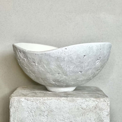 Oggetto decorativo Wabi-sabi con texture naturale