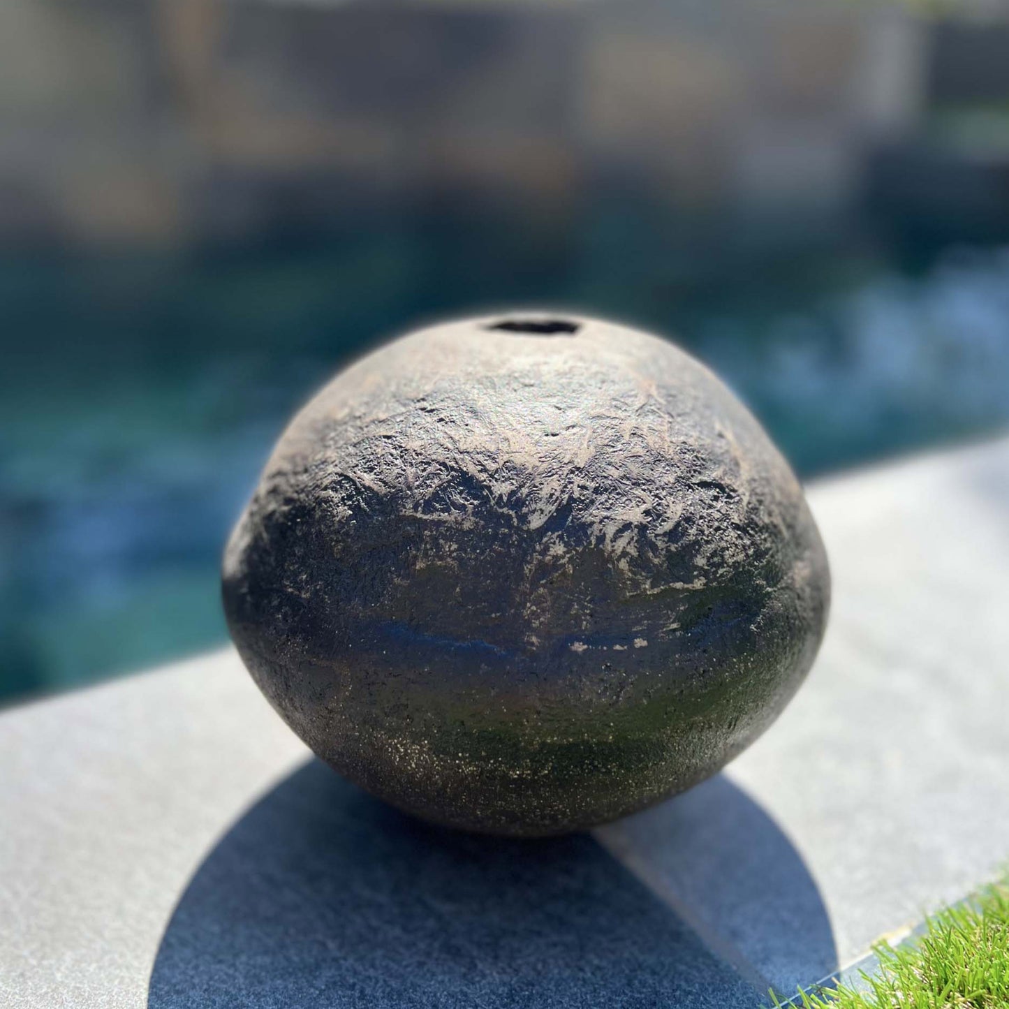 Oggetto decorativo zen in cemento fatto a mano a Mentone