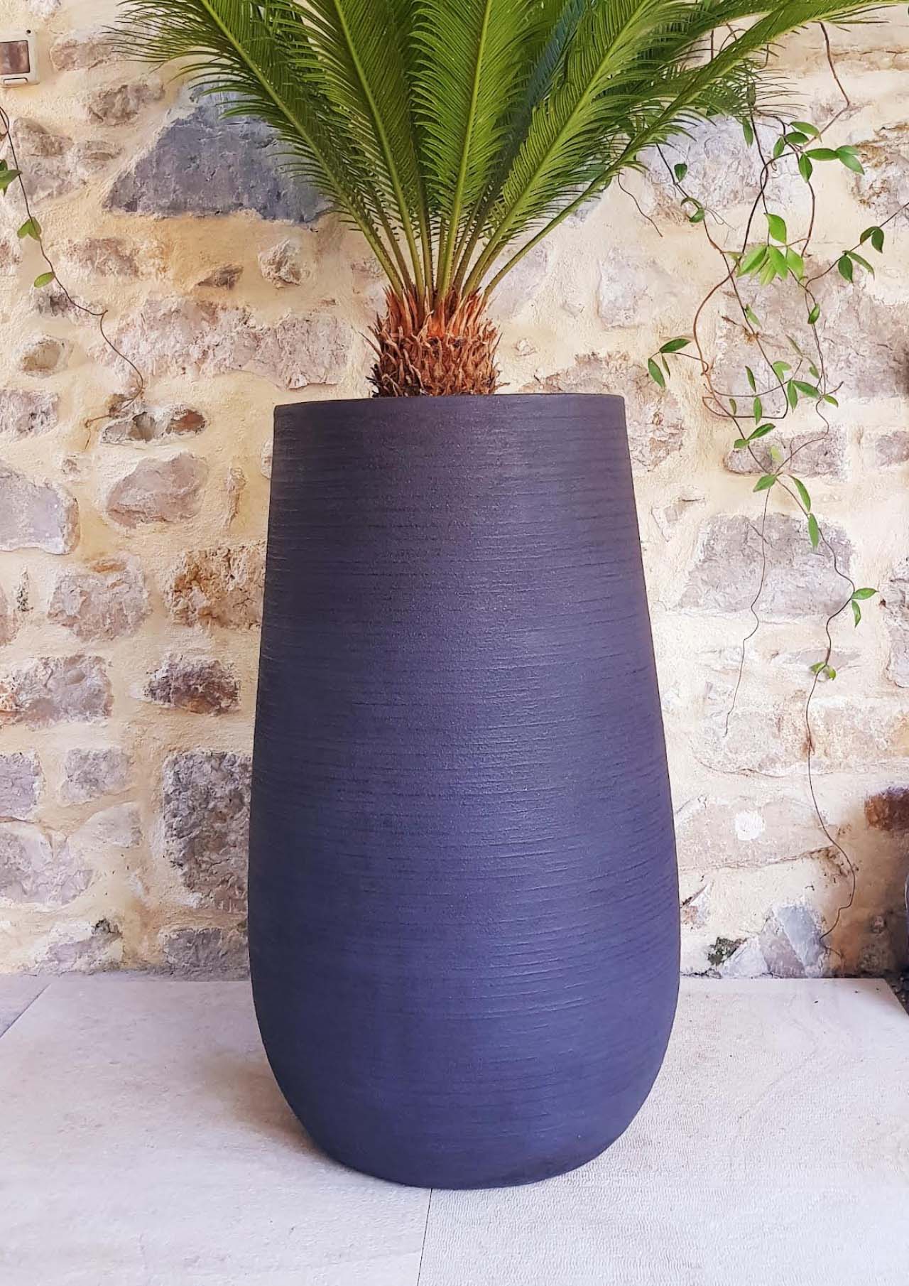 Fioriera larga e bassa resistente al gelo per esterni