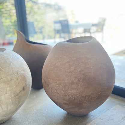 Vaso alto minimalista Tate personalizzabile in 300 colori