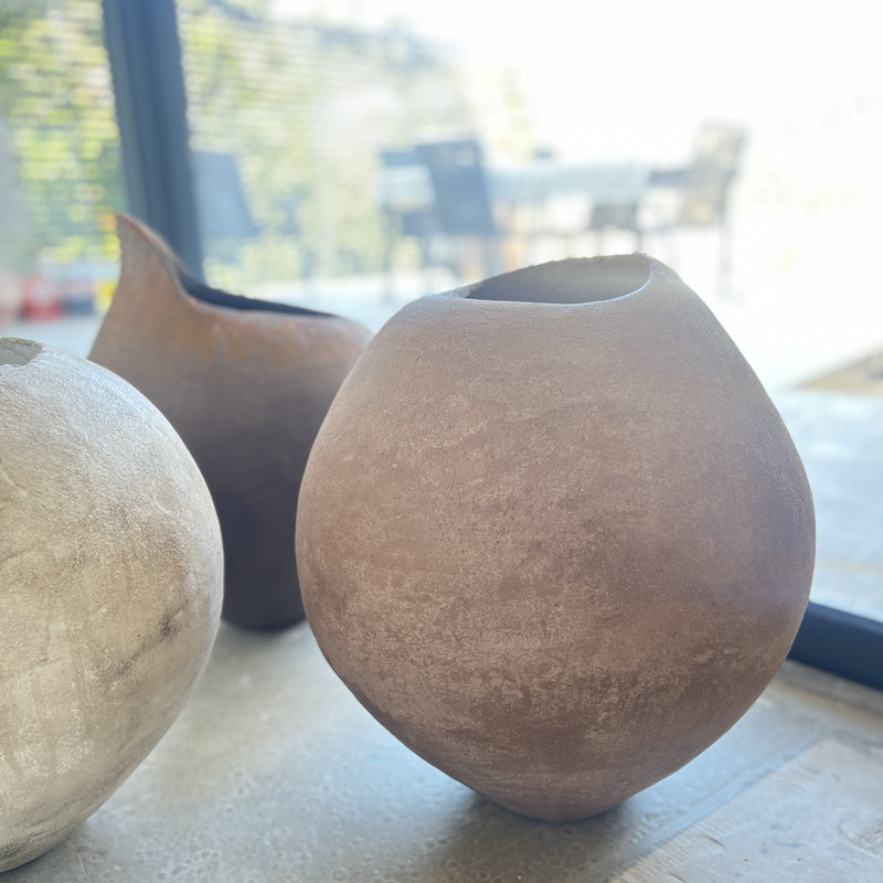 Vaso alto minimalista Tate personalizzabile in 300 colori