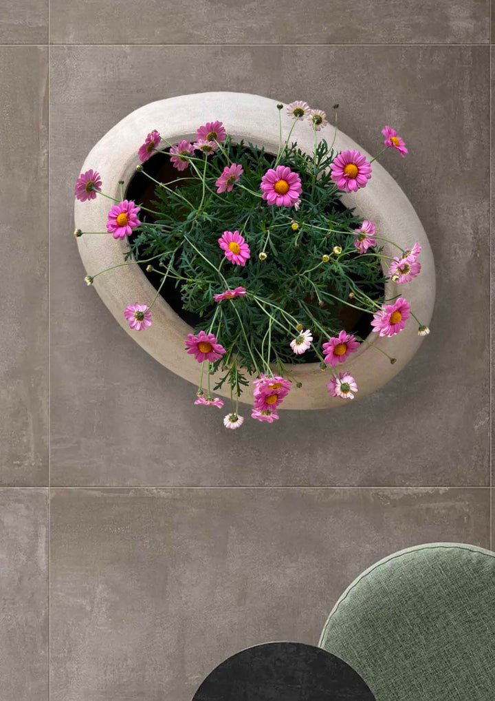 Vase ovale bas Kiwi en béton léger fait main